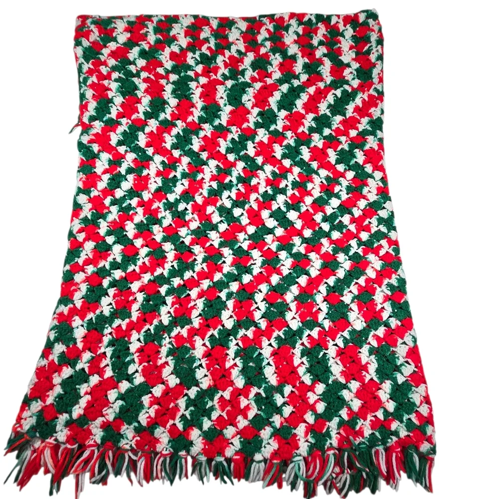 Vintage Granny Crochet Red Green White Christmas Afghan Throw Tassel Blanket